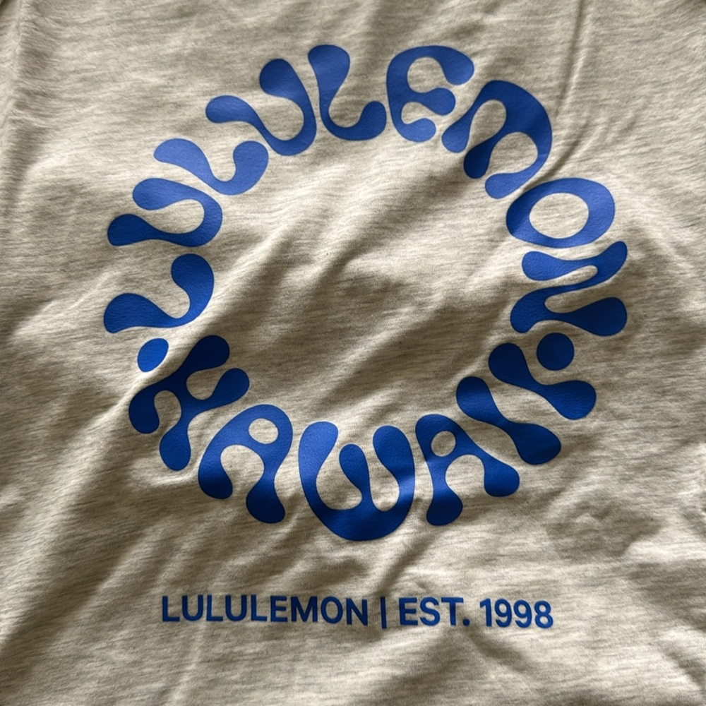 NWT Lululemon Hawaii Cates Tee size 14